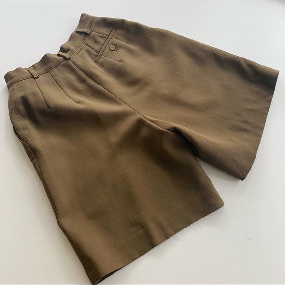 Vintage High Rise Pleat Front Shorts - Picture 3 of 6